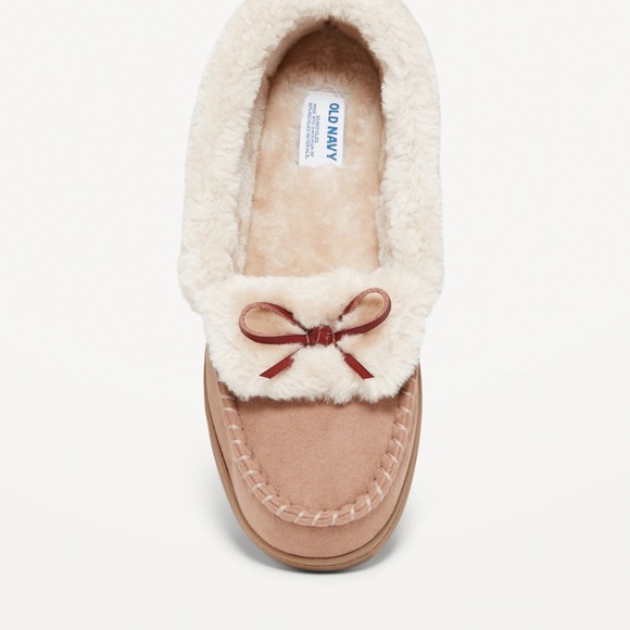 NWT OLD NAVY Sherpa Moccasins Color TAUPE - Picture 2 of 4